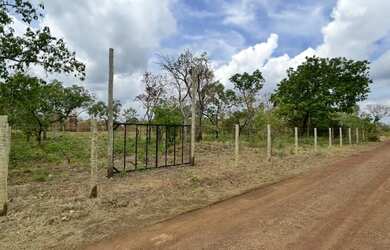 Imagem: A chácara possui 1.572m² de Área e está localizado em Plano