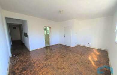 Imagem: O apartamento para alugar possui 3 Dormitórios, 2 Banheiros