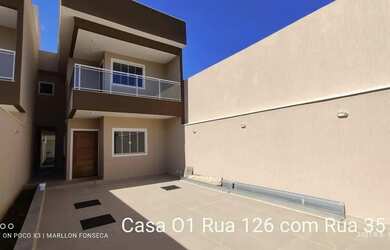 Imagem: A casa possui 5 Dormitórios, 5 Banheiros, 3 Vagas na garagem