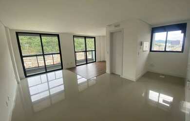 Imagem: O studio possui 1 Dormitório, 1 Banheiro, 1 Vaga na garagem