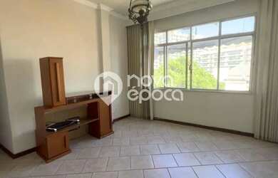 Imagem: O apartamento possui 2 Dormitórios, 2 Banheiros e 70m² de