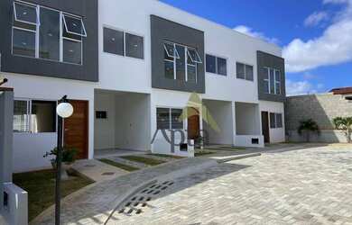 Imagem: A casa em condomínio possui 2 Dormitórios, 2 Banheiros e 72m²