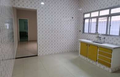 Imagem 1: Casa para venda tem 75 metros quadrados com 2 quartos em Aviação - Praia Grande - SP