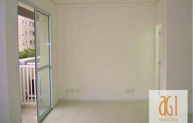 Imagem: O depósito possui 1 Vaga na garagem e 34m² de Área e está