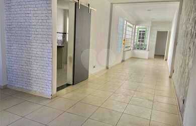 Imagem 3: Charmosa casa 03 dorm / 01 suíte / 02vagas - Metrô Pinheiros