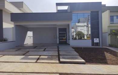 Imagem: A casa em condomínio possui 3 Dormitórios, 4 Banheiros, 4