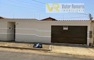 Imagem: A casa possui 3 Dormitórios, 1 Banheiro, 10m² de Área e