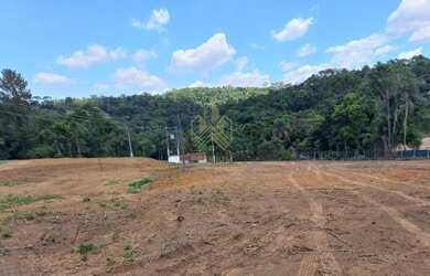 Imagem: O depósito possui 54.403m² de Área, Imóvel novo e está