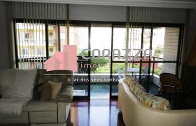 Imagem: O apartamento possui 4 Dormitórios, 5 Banheiros, 3 Vagas na