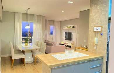 Imagem: O apartamento possui 2 Dormitórios, 2 Banheiros, 1 Vaga na