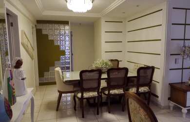 Imagem: O apartamento possui 4 Dormitórios, 4 Banheiros, 2 Vagas na