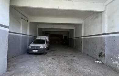 Imagem 3: Galpão Messejana. 150m² de Áreae5 Vagas na garagem