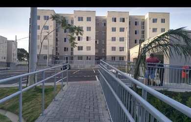 Imagem: O apartamento possui 2 Dormitórios, 1 Banheiro, 1 Vaga na garagem