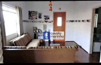 Imagem: A casa possui 3 Dormitórios, 1 Banheiro, 1 Vaga na garagem