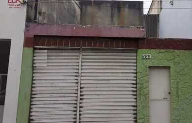 Imagem: A casa possui 5 Dormitórios, 4 Banheiros, 2 Vagas na garagem