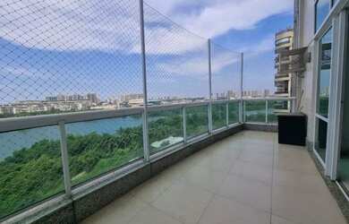 Imagem: O apartamento possui 3 Dormitórios, 3 Banheiros, 2 Vagas na