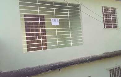 Imagem: A casa possui 2 Dormitórios, 1 Banheiro, 70m² de Área e