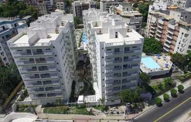 Imagem: O apartamento possui 3 Dormitórios, 4 Banheiros, 2 Vagas na