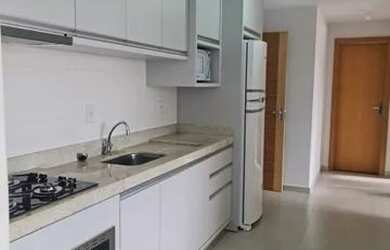 Imagem: O apartamento possui 2 Dormitórios, 1 Banheiro, 2 Vagas na