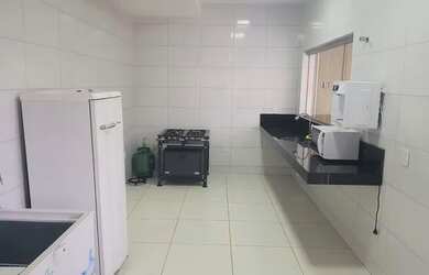 Imagem 3: Espaço de Festa. 5 Vagas na garagem