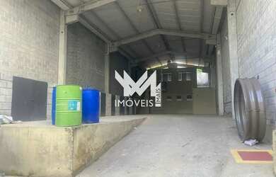 Imagem: O depósito possui 300m² de Área e está localizado em Jardim