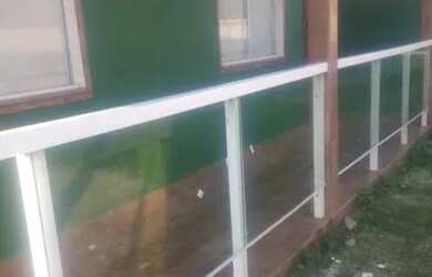 Imagem: A casa possui 2 Dormitórios, 1 Banheiro, 3 Vagas na garagem