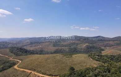 Imagem: O terreno possui 55.700m² de Área e está localizado em Campos