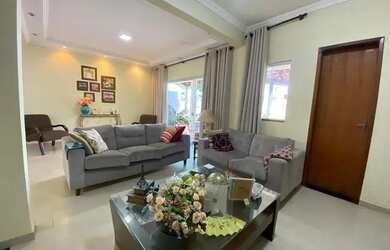 Imagem: A casa em condomínio possui 3 Dormitórios, 4 Banheiros, 5