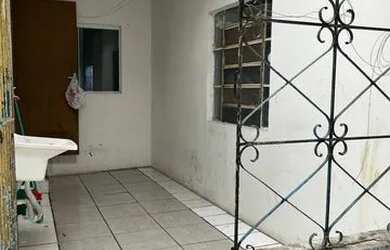 Imagem 5: Casa alto Boqueirão. 1 Vaga na garageme1 Dormitório