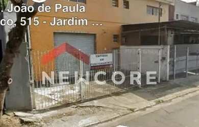 Imagem: O depósito possui 3 Vagas na garagem e 460m² de Área e está