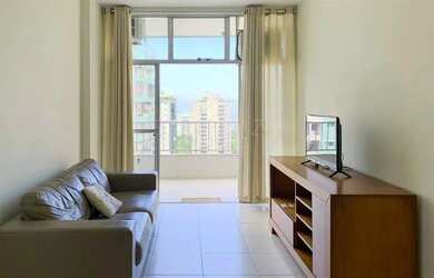 Imagem: O apartamento possui 2 Dormitórios, 2 Banheiros, 1 Vaga na