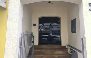 Imagem: A casa possui 3 Dormitórios, 3 Banheiros, 200m² de Área e