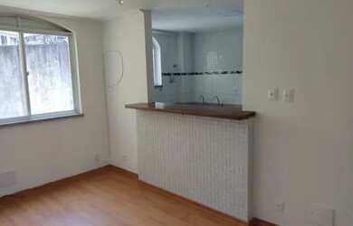 Imagem 5: Aconchegante, Moderno e Reformado Apartamento à Venda em Petrópolis