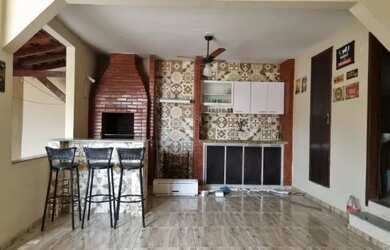 Imagem: Casa no bairro JD. Veneza em Volta Redonda com 4 quartos sendo