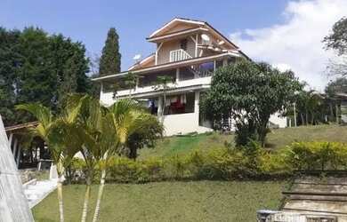 Imagem: A fazenda possui 250m² de Área e está localizado em Porta