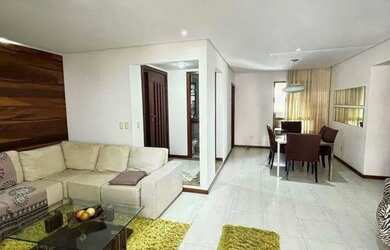 Imagem: O apartamento possui 4 Dormitórios, 5 Banheiros, 3 Vagas na