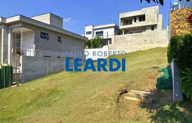 Imagem: O terreno possui 420m² de Área e está localizado em Cidade