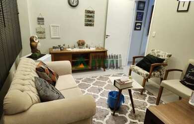 Imagem: O depósito possui 1 Vaga na garagem, 87m² de Área e está