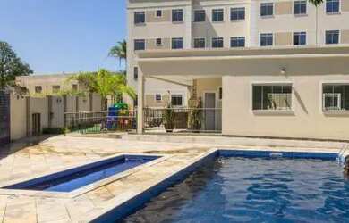 Imagem: O apartamento possui 2 Dormitórios, 1 Banheiro, 1 Vaga na garagem