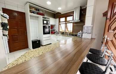 Imagem 10: Casa à venda com 03 dormitórios , sacada e churrasqueira no bairro São...