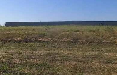 Imagem: O terreno possui 1.000m² de Área e está localizado em Área