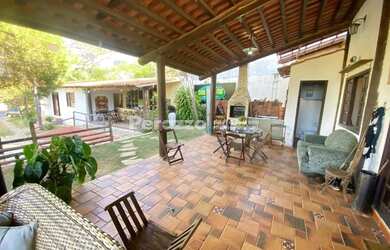 Imagem: A casa em condomínio possui 3 Dormitórios, 2 Banheiros, 4