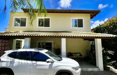 Imagem: A casa em condomínio possui 4 Dormitórios, 5 Banheiros, 3