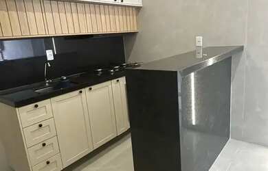Imagem: O apartamento possui 3 Dormitórios, 2 Banheiros, 2 Vagas na