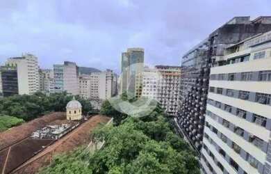 Imagem: O apartamento possui 1 Dormitório, 1 Banheiro, 53m² de Área