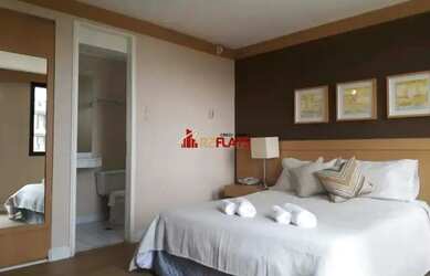 Imagem: O studio para alugar possui 1 Dormitório, 1 Banheiro, 1 Vaga