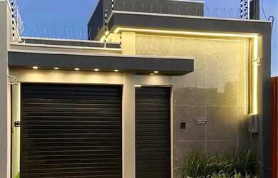 Imagem: A casa possui 3 Dormitórios, 2 Banheiros e 1 Vaga na garagem