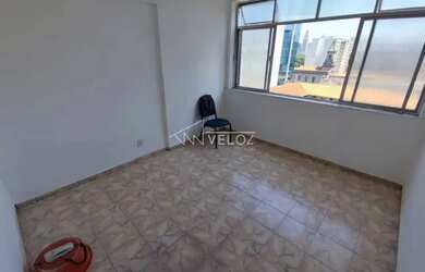 Imagem: O apartamento possui 1 Dormitório, 1 Banheiro, 25m² de Área