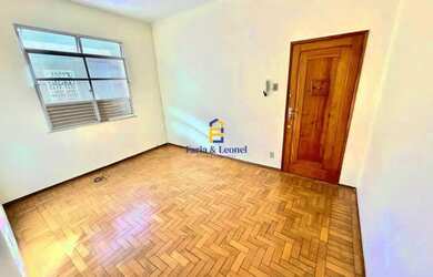 Imagem: O apartamento possui 2 Dormitórios, 1 Banheiro, 56m² de Área