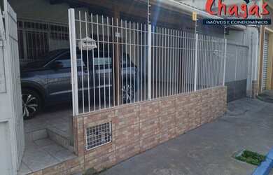 Imagem: O depósito possui 4 Vagas na garagem, 255m² de Área, Imóvel